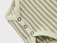 Lil Atelier green tint stribet body